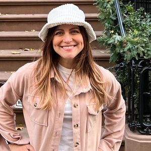 Meet your Posher, Crystal